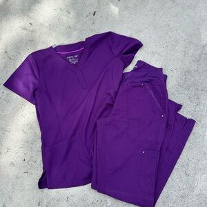 Purple Scrub Set Purple Heart Healing Hands Medium top/XS pants